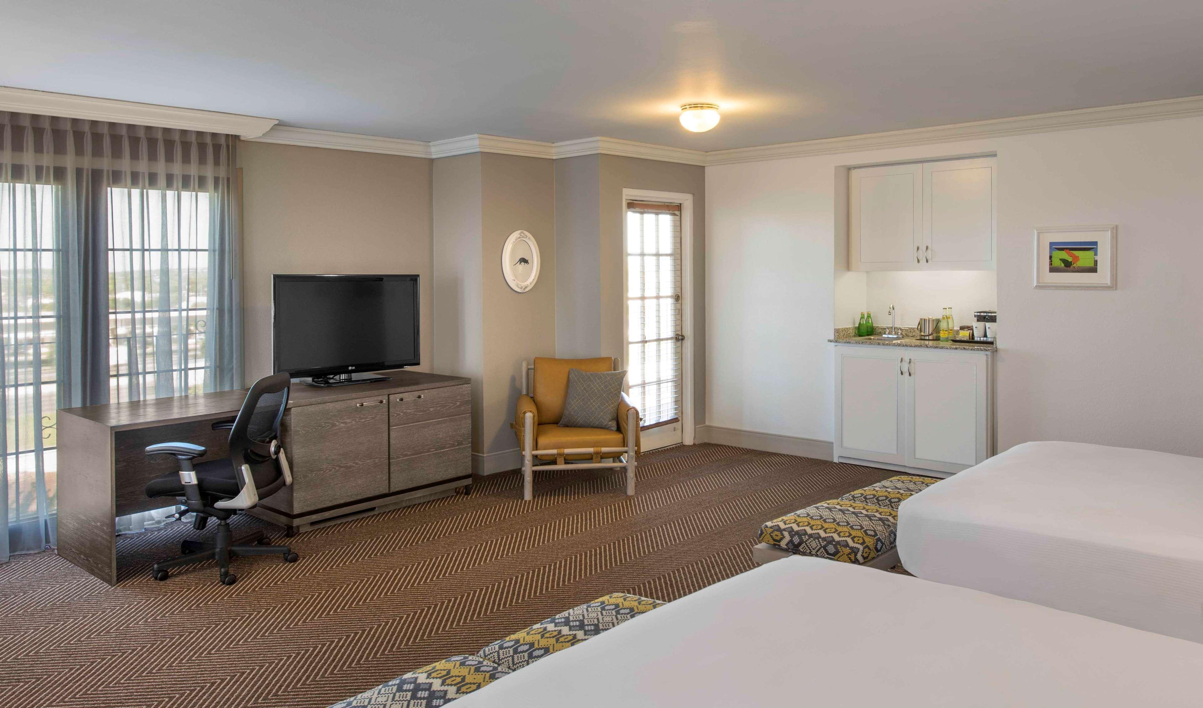Doubletree By Hilton Austin Hotel Kültér fotó